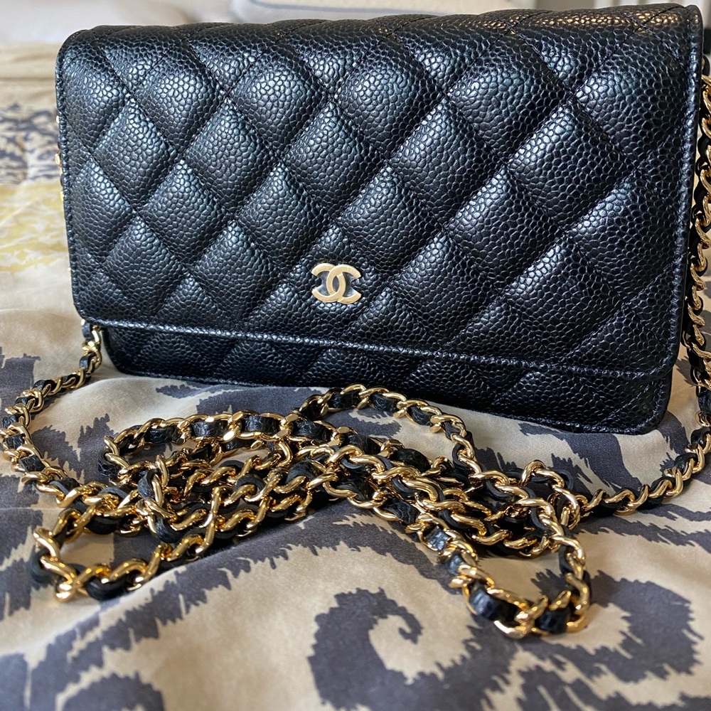 Chanel Wallet on chain